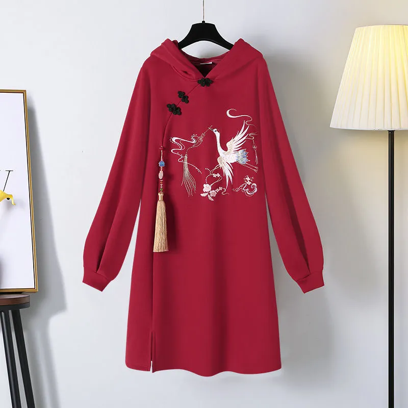 Blessing Swan Embroidery Sweatshirt Dress