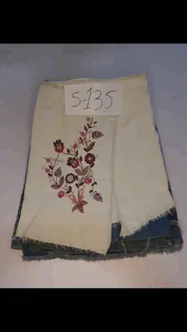 Floral Finesse Fusion: Vintage Denim Skirt: (S-135) 💥🌟💫