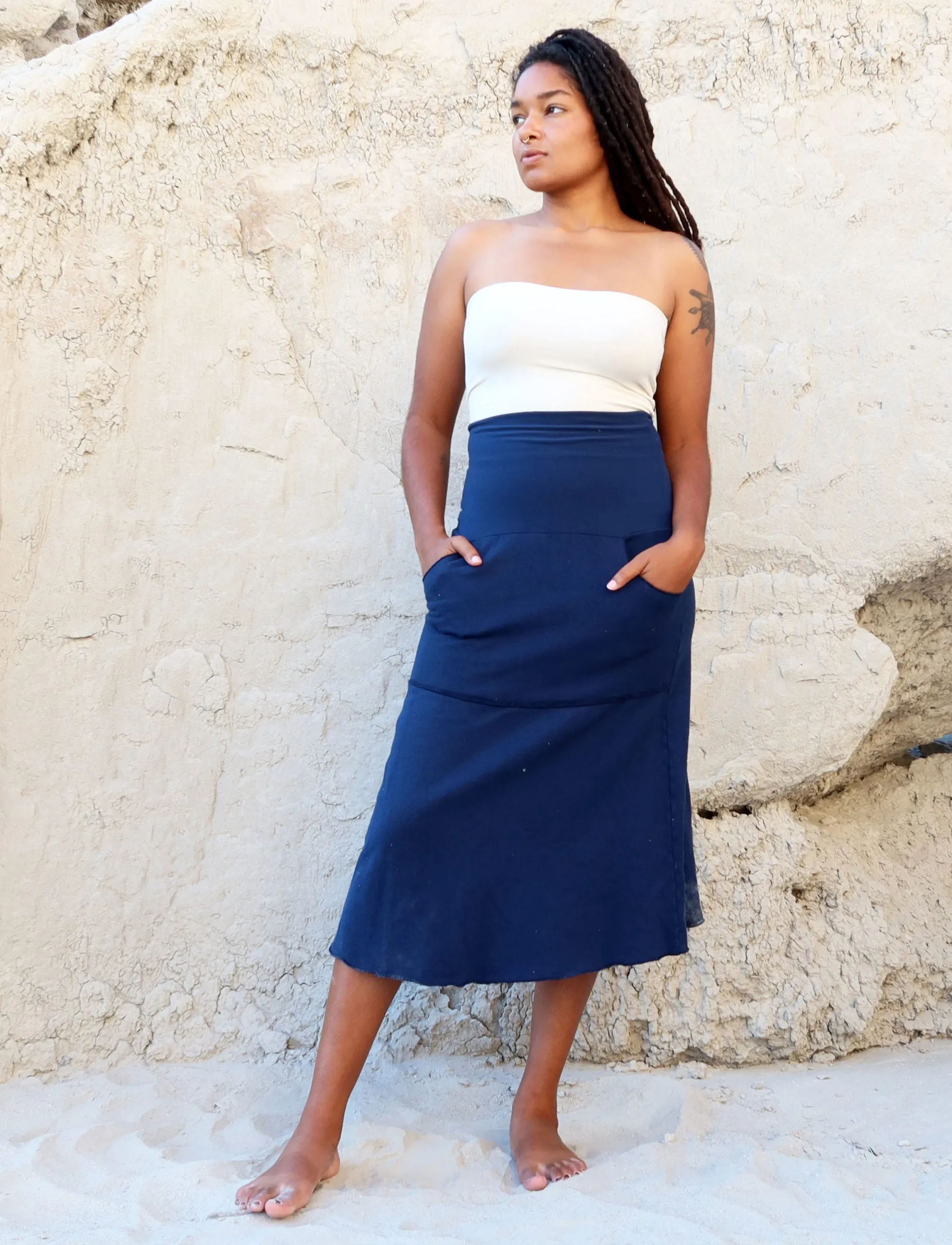 Kangaroo Pocket Simplicity Below Knee Skirt