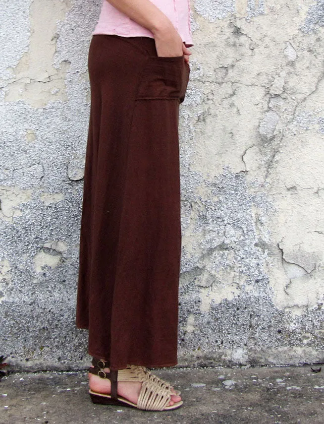 Kangaroo Pocket Simplicity Long Skirt