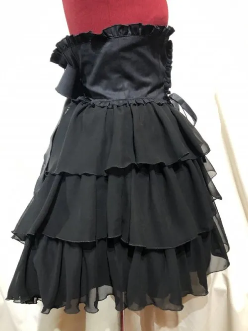 【MARBLE】マーブル　ハイウエスト編み上げスパイラルフリルスカート：黒×黒ジョーゼット