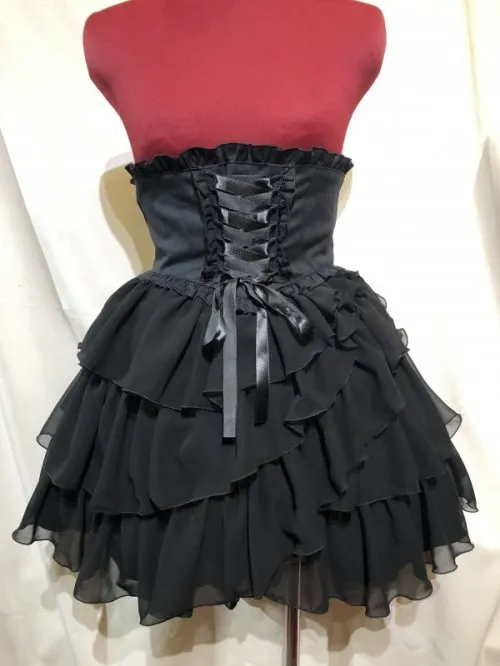 【MARBLE】マーブル　ハイウエスト編み上げスパイラルフリルスカート：黒×黒ジョーゼット