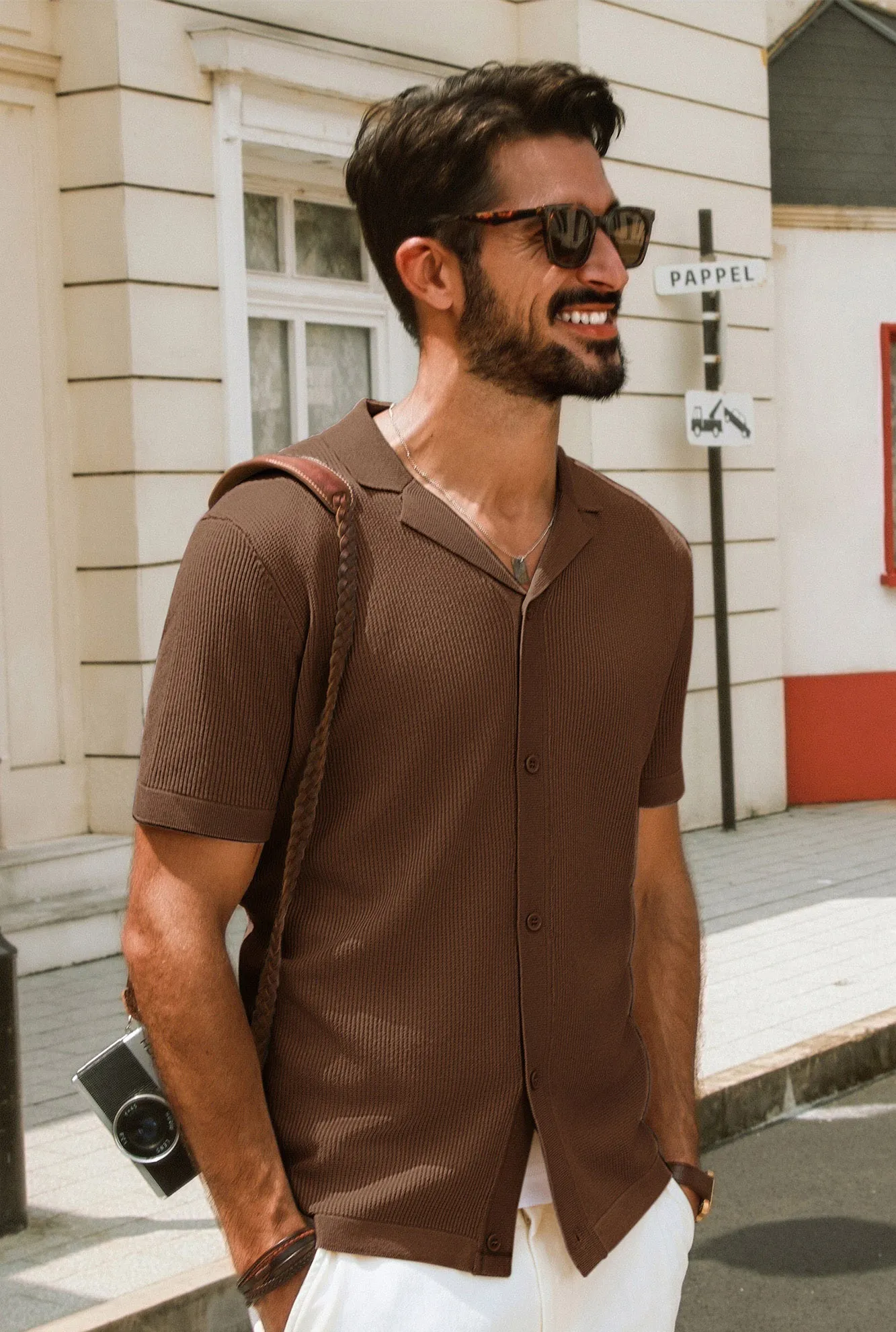Men Textured Lapel Collar Cardigan Short Sleeve V-Neck Button-up Knitwear