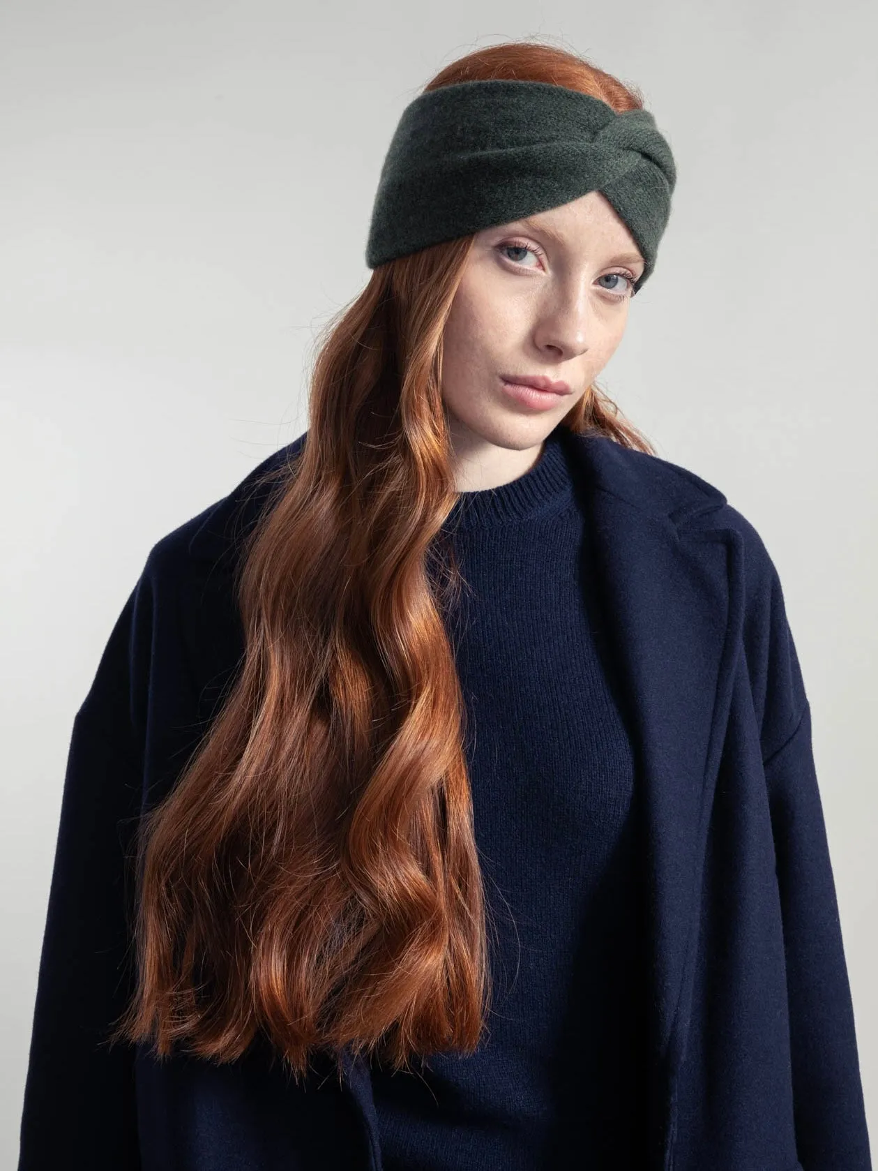 Nadia fascia per capelli in cashmere rigenerato