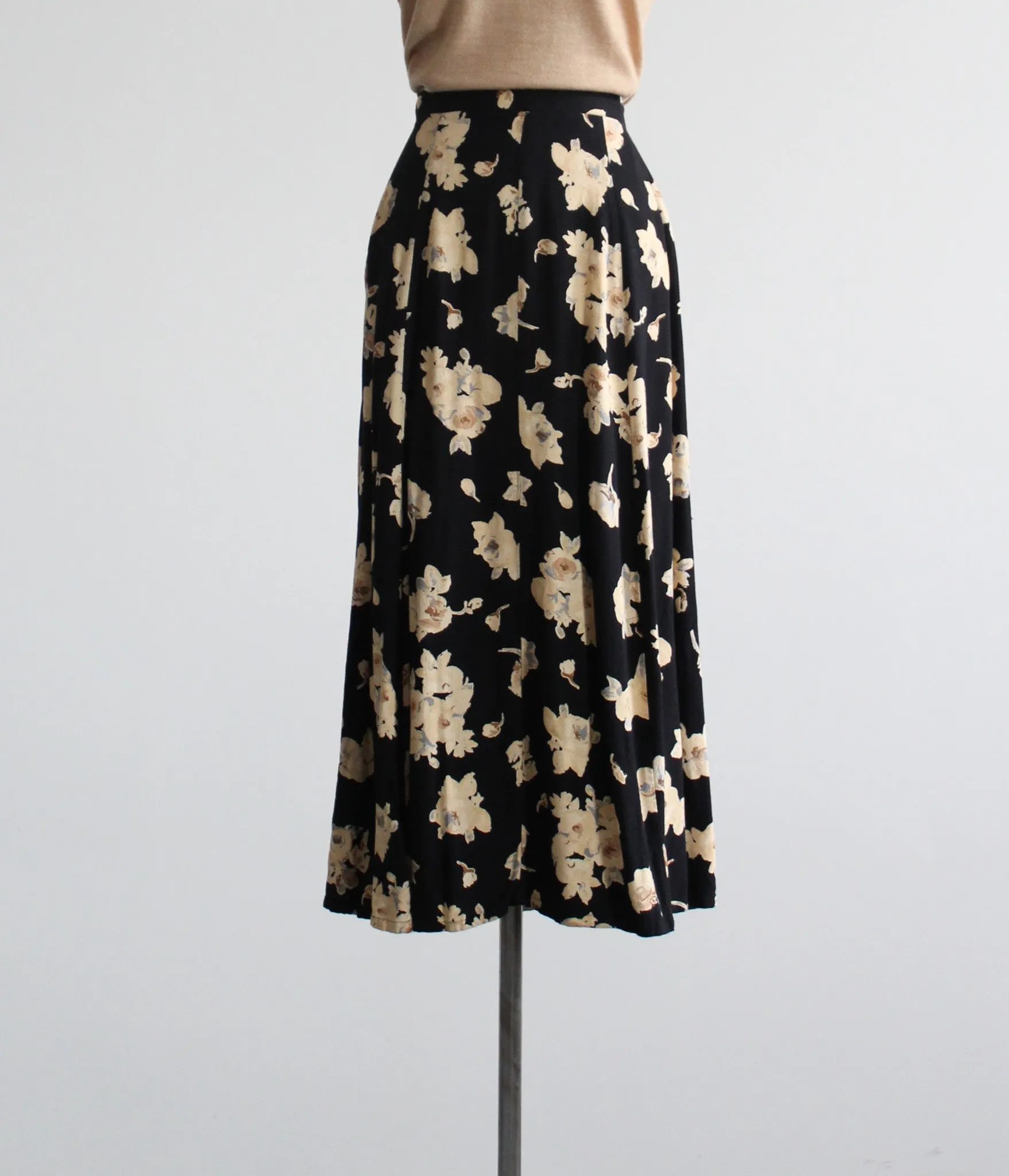 nightgarden midi skirt