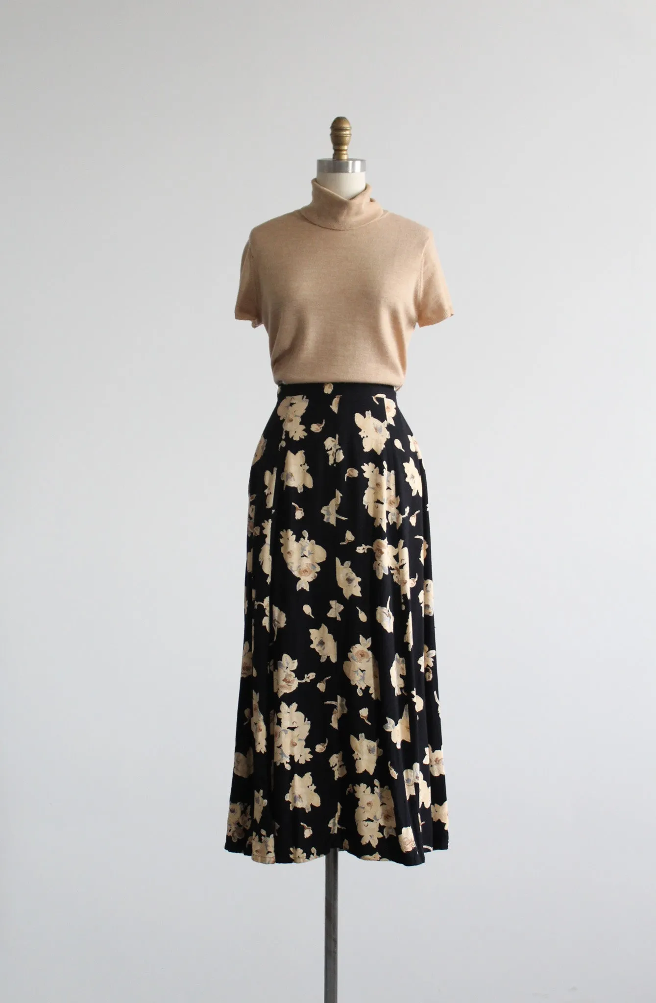 nightgarden midi skirt