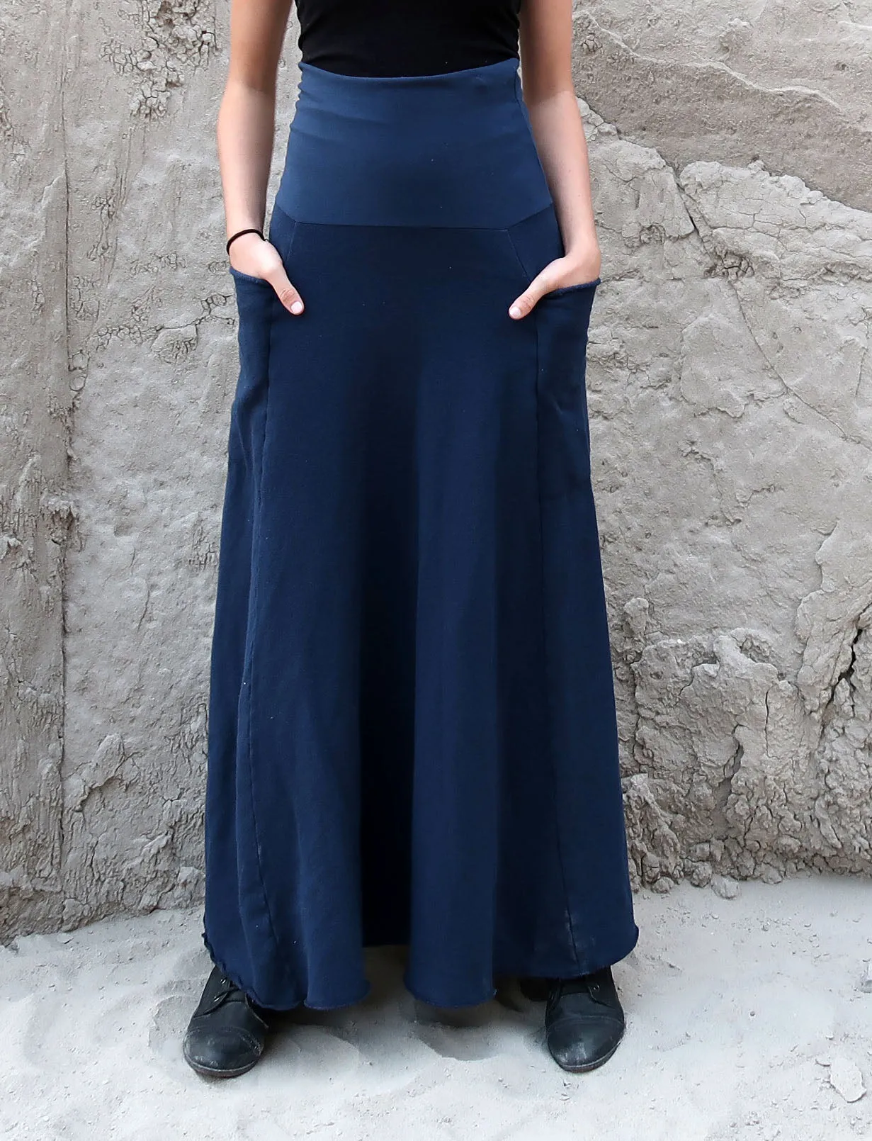 Perfect Pockets Long Skirt