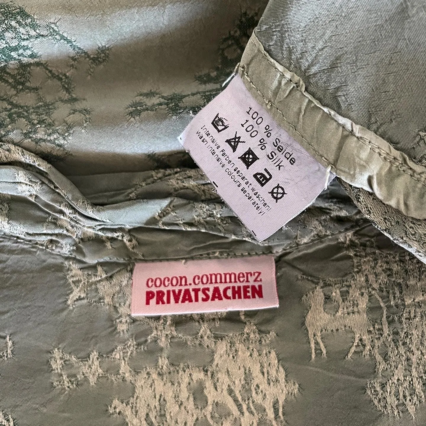 PRIVATSACHEN Cocon. Commerz Blouse