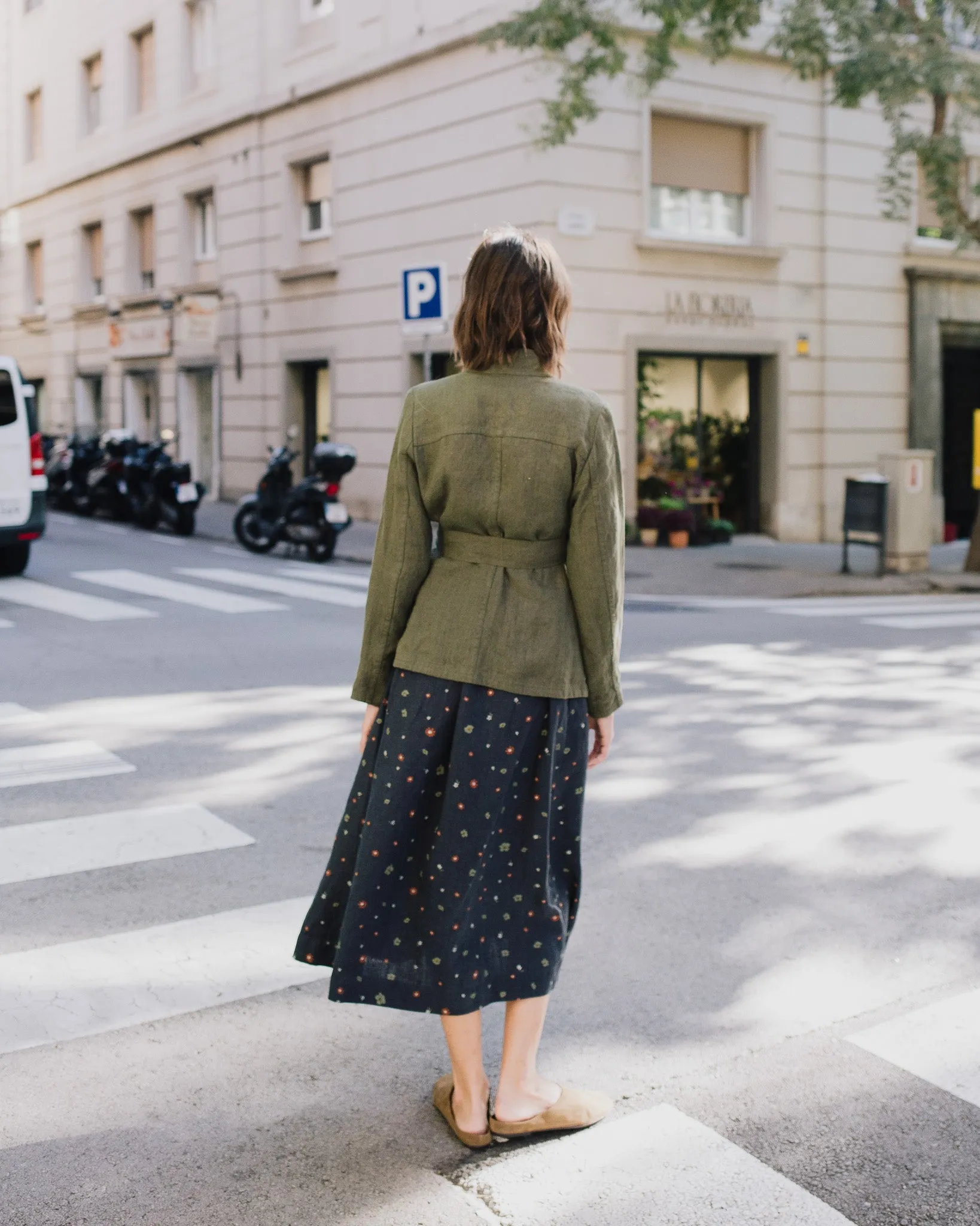 R: SION gathered linen skirt (Size: M; Color: Idyllic Burgundy)