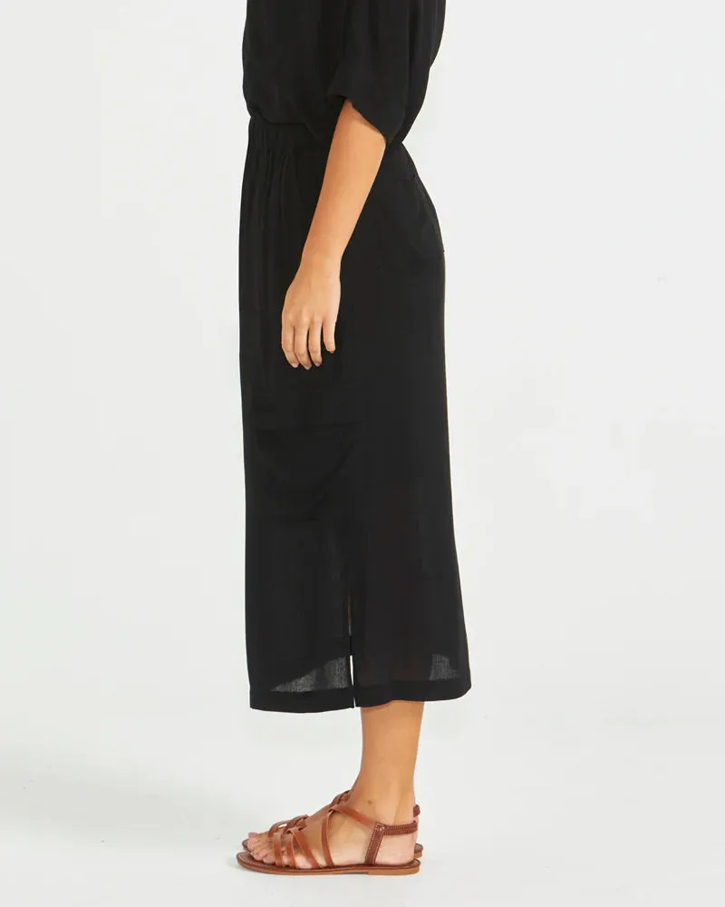 Raya Cargo Skirt - Black