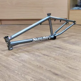 Sunday Silvawave Frame Metallic Dark Silver
