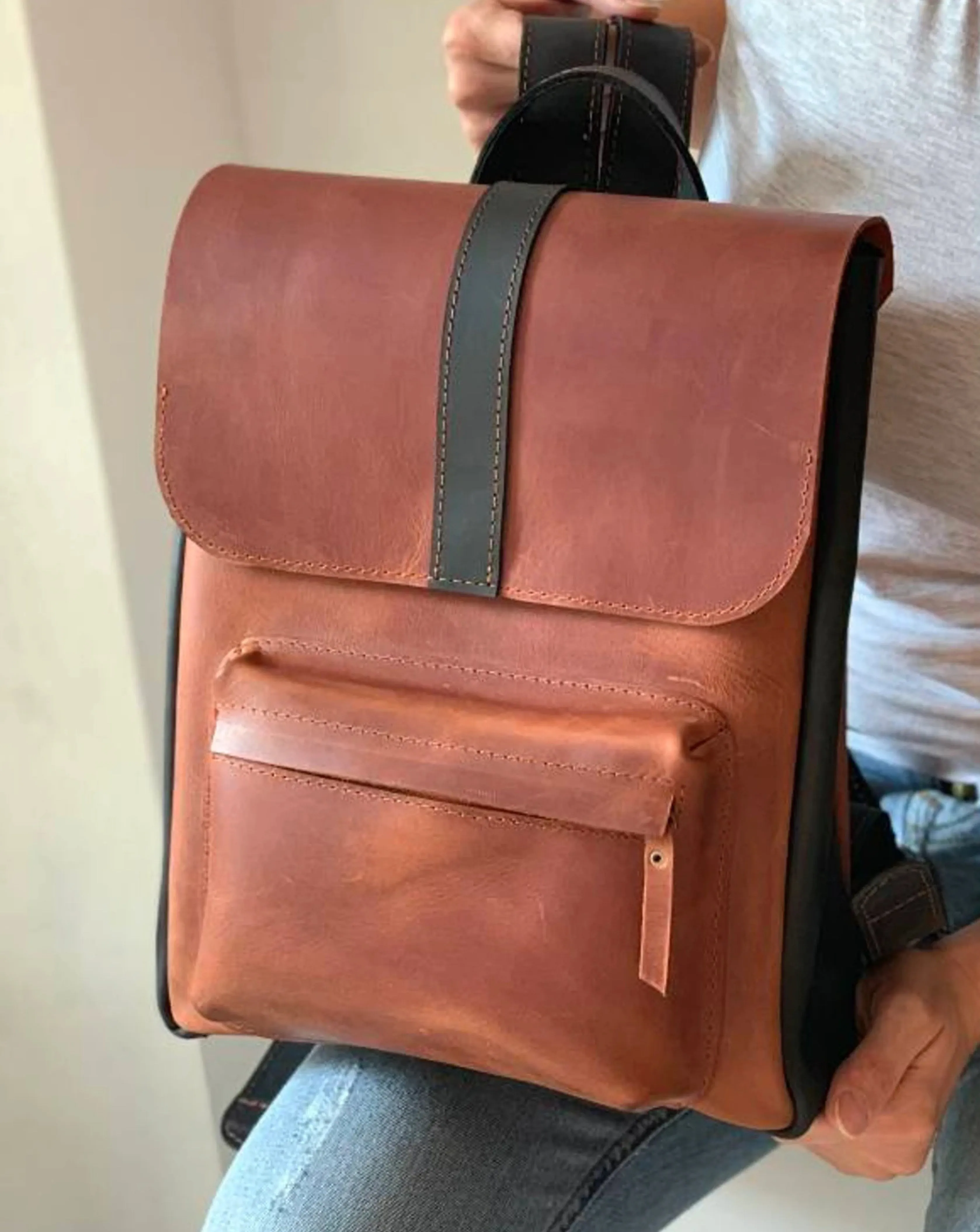 Travelling Midi Backpack: Journey Maven