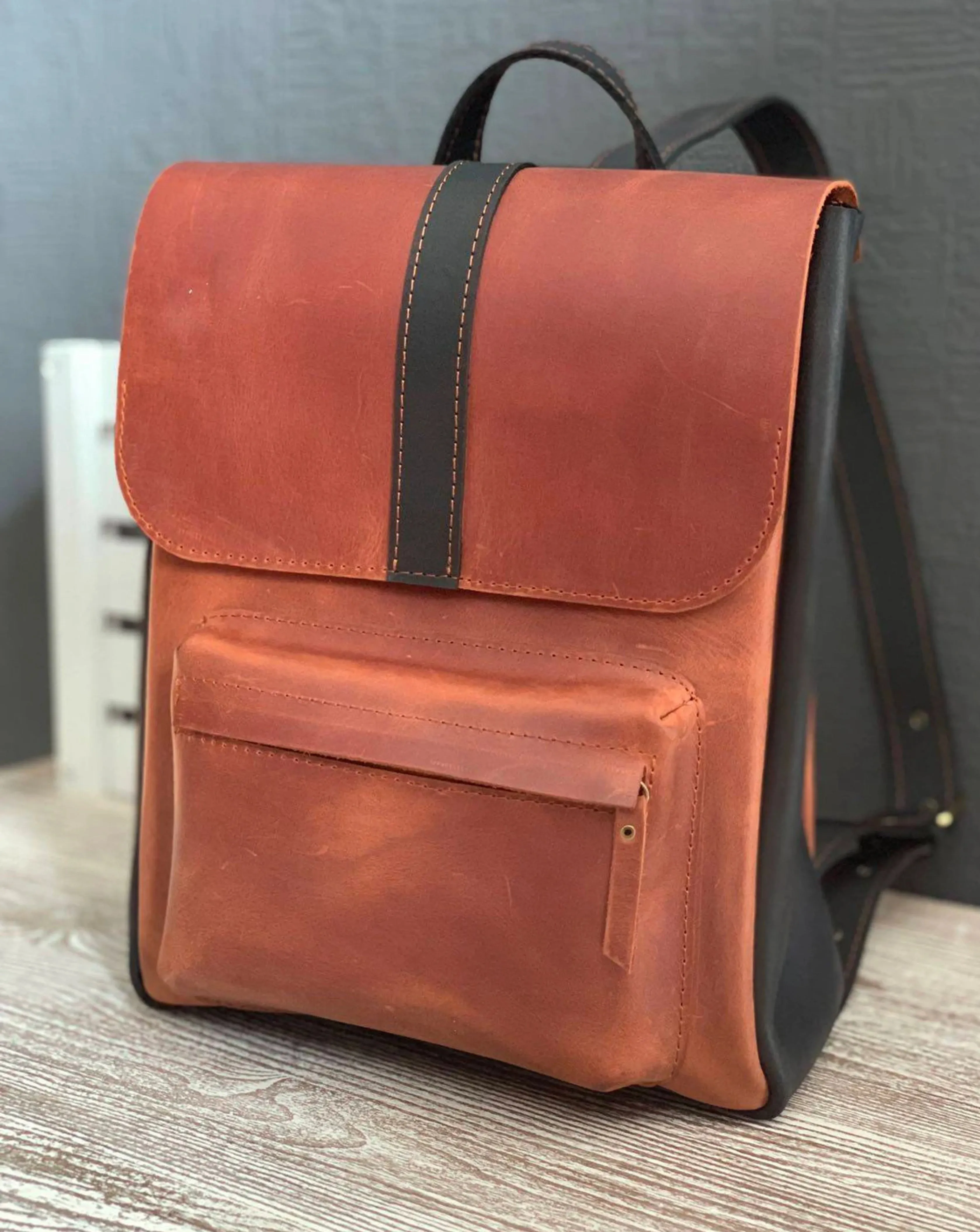 Travelling Midi Backpack: Journey Maven