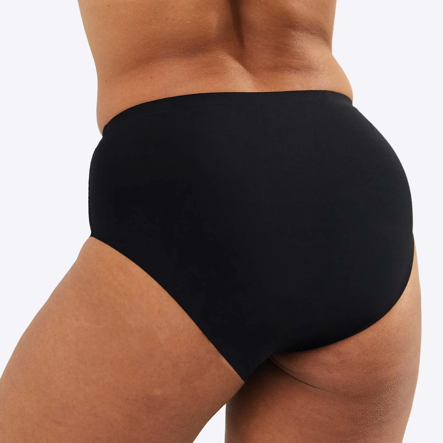 WUKA Stretch Seamless Midi Brief - Light Flow  Black